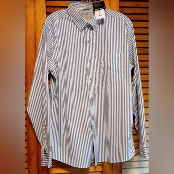NWT Eddie Bauer Voyager Flex Wrinkle Resistant Men's Dress Shirt Size M - Picture 1 of 14
